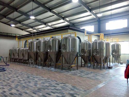 精釀啤酒設(shè)備的優(yōu)缺點(diǎn)解析 開(kāi)啟微型釀造之旅的鑰匙